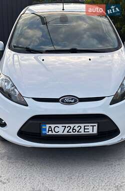 Хэтчбек Ford Fiesta 2010 в 