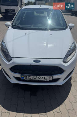Хетчбек Ford Fiesta 2016 в Львові