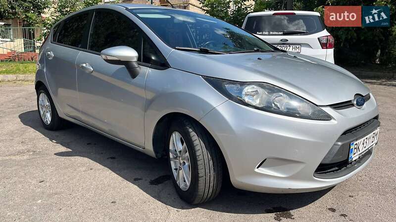 Хэтчбек Ford Fiesta 2011 в Ровно фото 7 Хэтчбек Ford Fiesta 2011 в Ровно