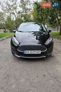 Хетчбек Ford Fiesta 2015 в Хмельницькому