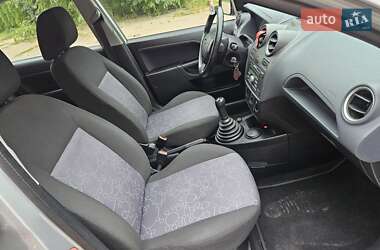 Хэтчбек Ford Fiesta 2008 в 