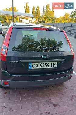 Хэтчбек Ford Fiesta 2008 в 