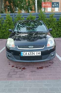 Хэтчбек Ford Fiesta 2008 в 