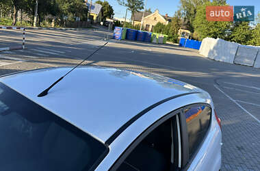 Хэтчбек Ford Fiesta 2012 в 