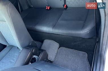 Хэтчбек Ford Fiesta 2012 в 