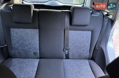 Хэтчбек Ford Fiesta 2008 в 