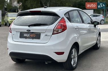 Хэтчбек Ford Fiesta 2019 в 