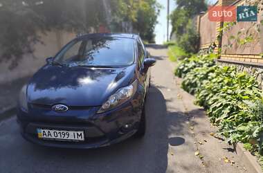 Хэтчбек Ford Fiesta 2011 в Киеве
