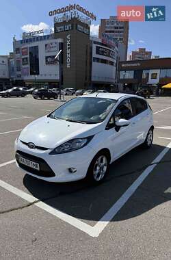 Хетчбек Ford Fiesta 2011 в Києві