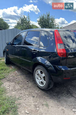 Хэтчбек Ford Fiesta 2002 в Конотопе