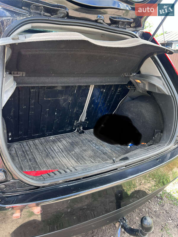 Хэтчбек Ford Fiesta 2002 в Конотопе