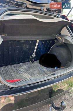 Хэтчбек Ford Fiesta 2002 в 