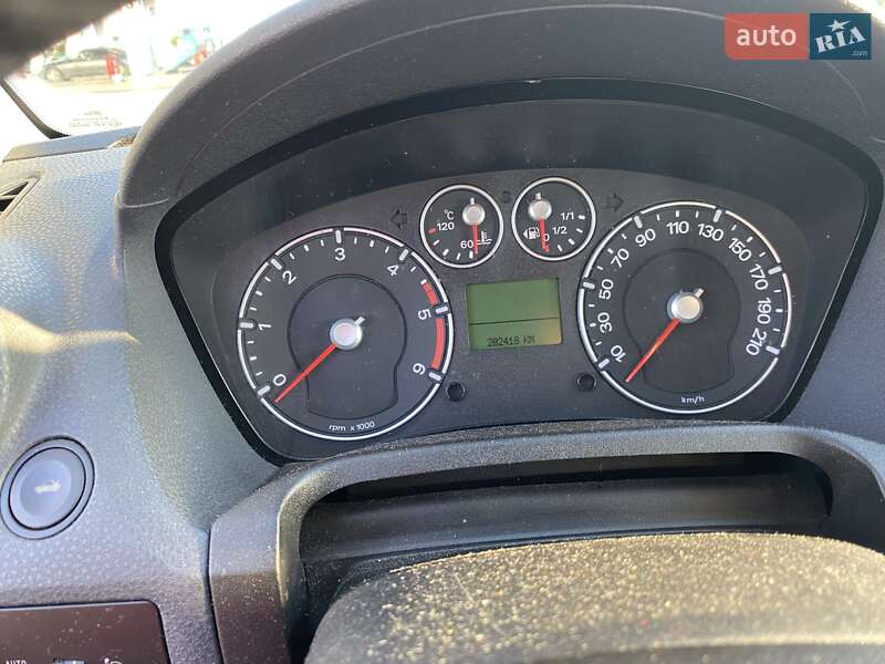 Хэтчбек Ford Fiesta 2006 в Киеве