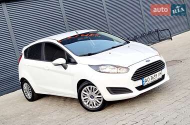 Хэтчбек Ford Fiesta 2014 в Мукачево