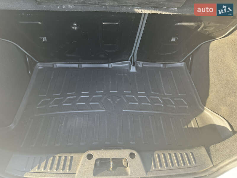 Хэтчбек Ford Fiesta 2010 в Виннице