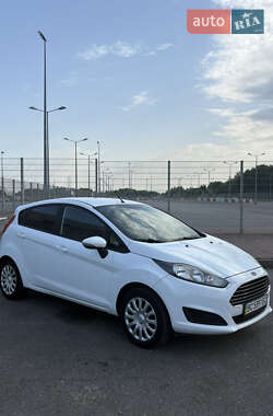 Хэтчбек Ford Fiesta 2013 в Львове