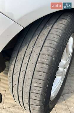 Хэтчбек Ford Fiesta 2013 в 