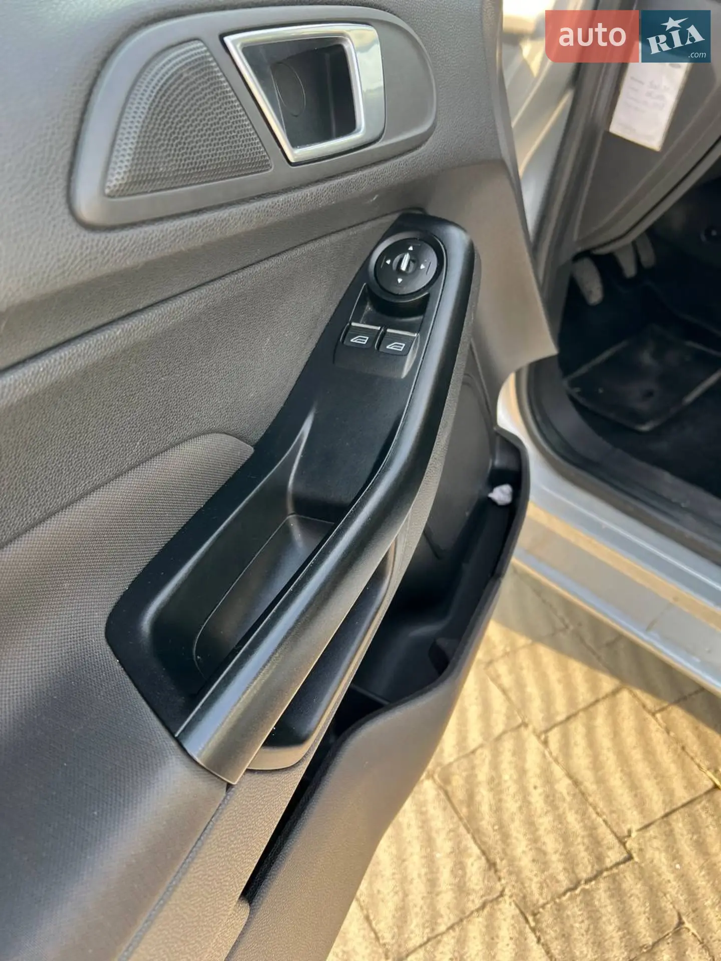 2013 Ford Fiesta - мініатюра 22