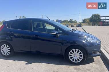 Хэтчбек Ford Fiesta 2014 в 