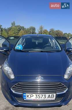 Хэтчбек Ford Fiesta 2014 в 