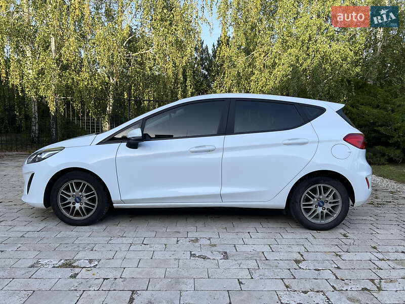 Хетчбек Ford Fiesta 2017 в Харкові