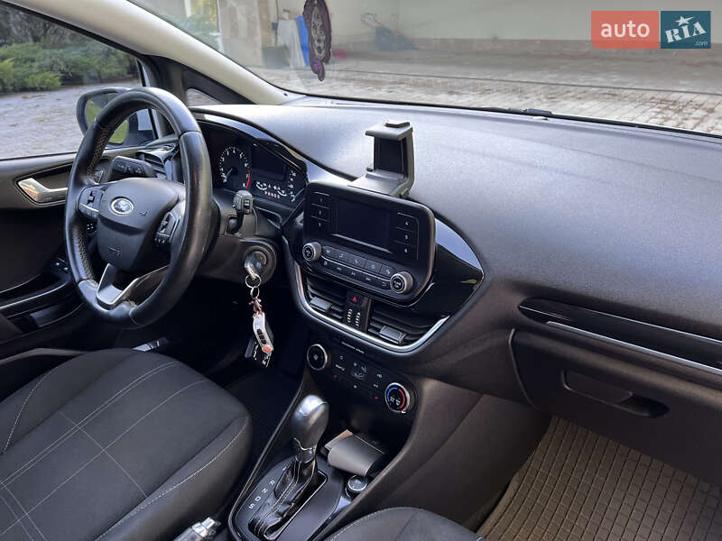 Хетчбек Ford Fiesta 2017 в Харкові