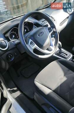 Седан Ford Fiesta 2018 в 