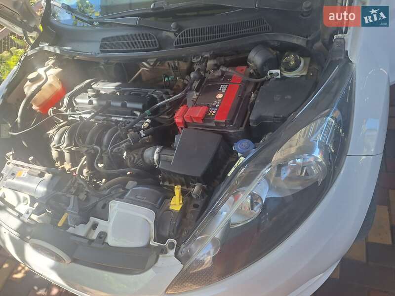 Хэтчбек Ford Fiesta 2010 в Березанке