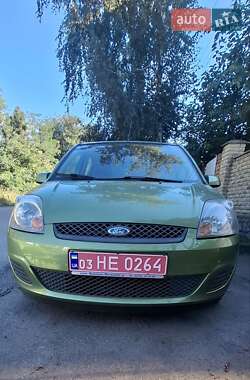 Хэтчбек Ford Fiesta 2008 в 