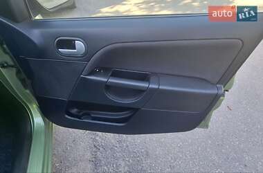 Хэтчбек Ford Fiesta 2008 в 