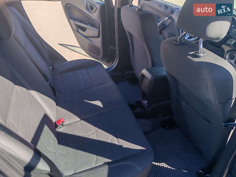 Хэтчбек Ford Fiesta 2018 в Тернополе фото 6 Хэтчбек Ford Fiesta 2018 в Тернополе