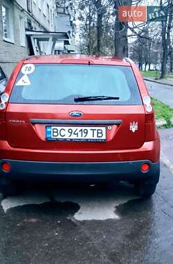 Хэтчбек Ford Fiesta 2008 в 