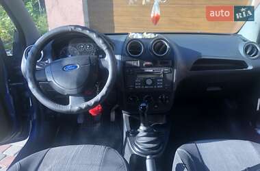 Хетчбек Ford Fiesta 2007 в 
