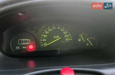Хэтчбек Ford Fiesta 1997 в 