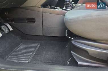 Хэтчбек Ford Fiesta 2006 в 