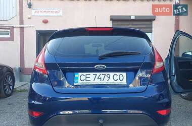 Хэтчбек Ford Fiesta 2011 в 
