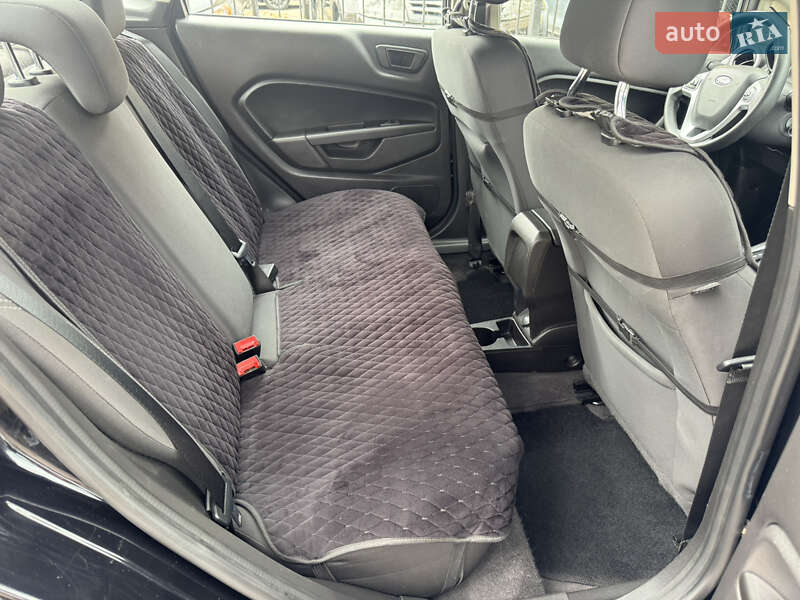 Седан Ford Fiesta 2018 в Николаеве