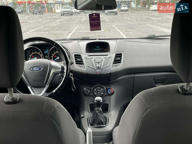 Хэтчбек Ford Fiesta 2016 в Ивано-Франковске фото 30 Хэтчбек Ford Fiesta 2016 в Ивано-Франковске