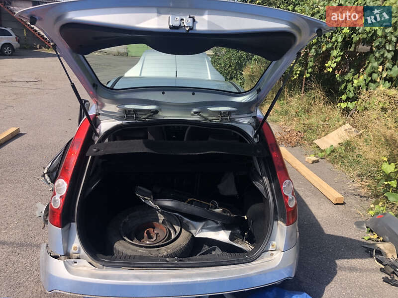 Хэтчбек Ford Fiesta 2007 в Мукачево фото 3 Хэтчбек Ford Fiesta 2007 в Мукачево