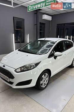 Хэтчбек Ford Fiesta 2014 в Виннице