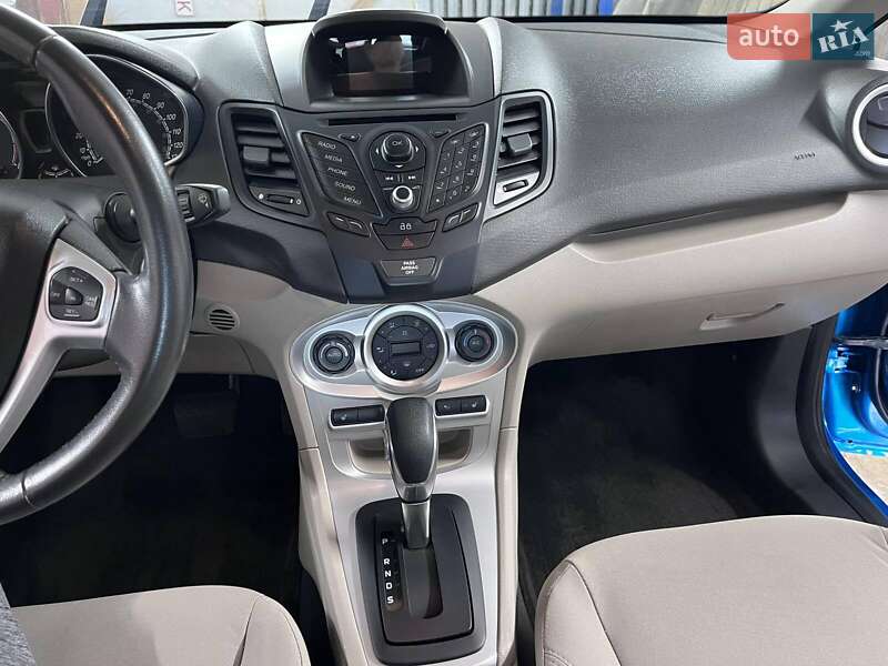 Хэтчбек Ford Fiesta 2014 в Луцке