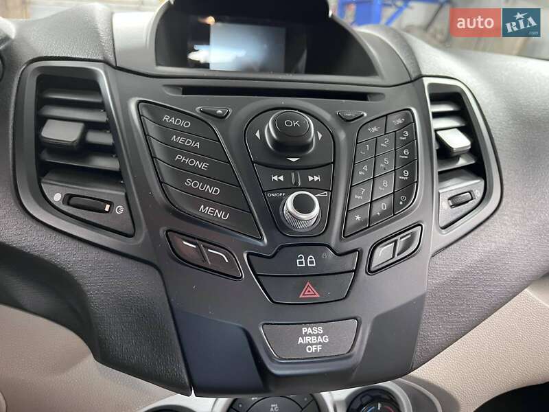 Хэтчбек Ford Fiesta 2014 в Луцке