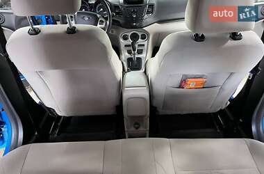 Хэтчбек Ford Fiesta 2014 в 