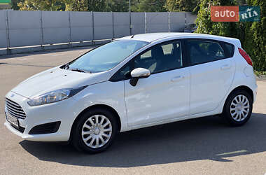 Хэтчбек Ford Fiesta 2013 в 
