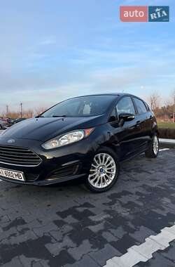 Хетчбек Ford Fiesta 2016 в Хмельницькому