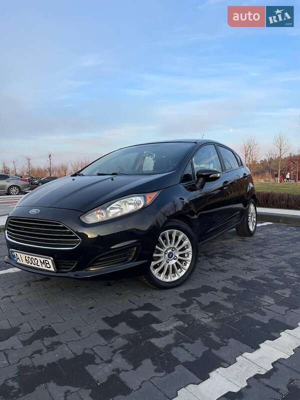 Хетчбек Ford Fiesta 2016 в Хмельницькому