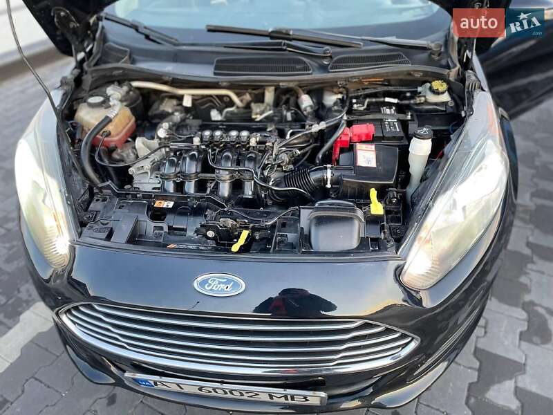 Хетчбек Ford Fiesta 2016 в Хмельницькому