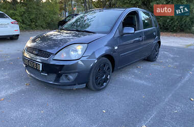 Хетчбек Ford Fiesta 2008 в Дніпрі