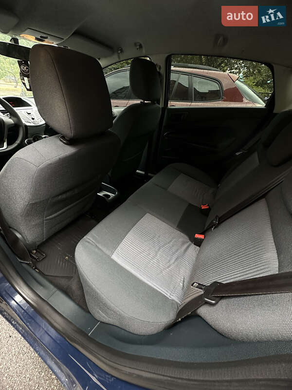 Хетчбек Ford Fiesta 2011 в Полтаві