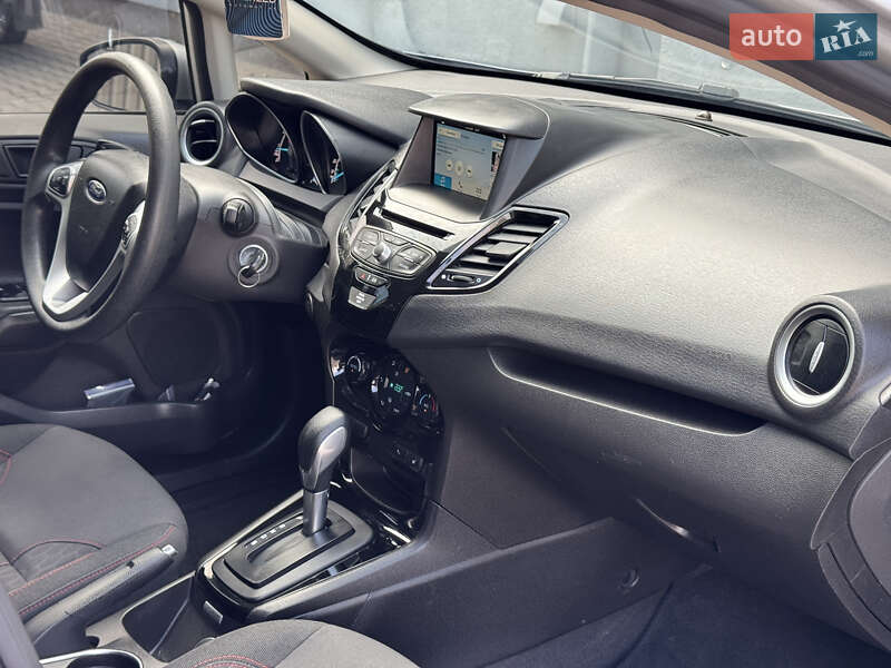 Хэтчбек Ford Fiesta 2017 в Запорожье